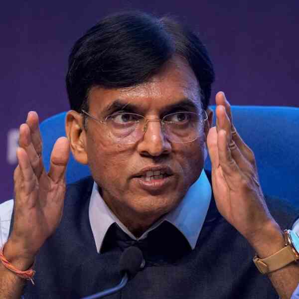 hike-in-pf-pension-into-consideration-of-cabinet:-minister