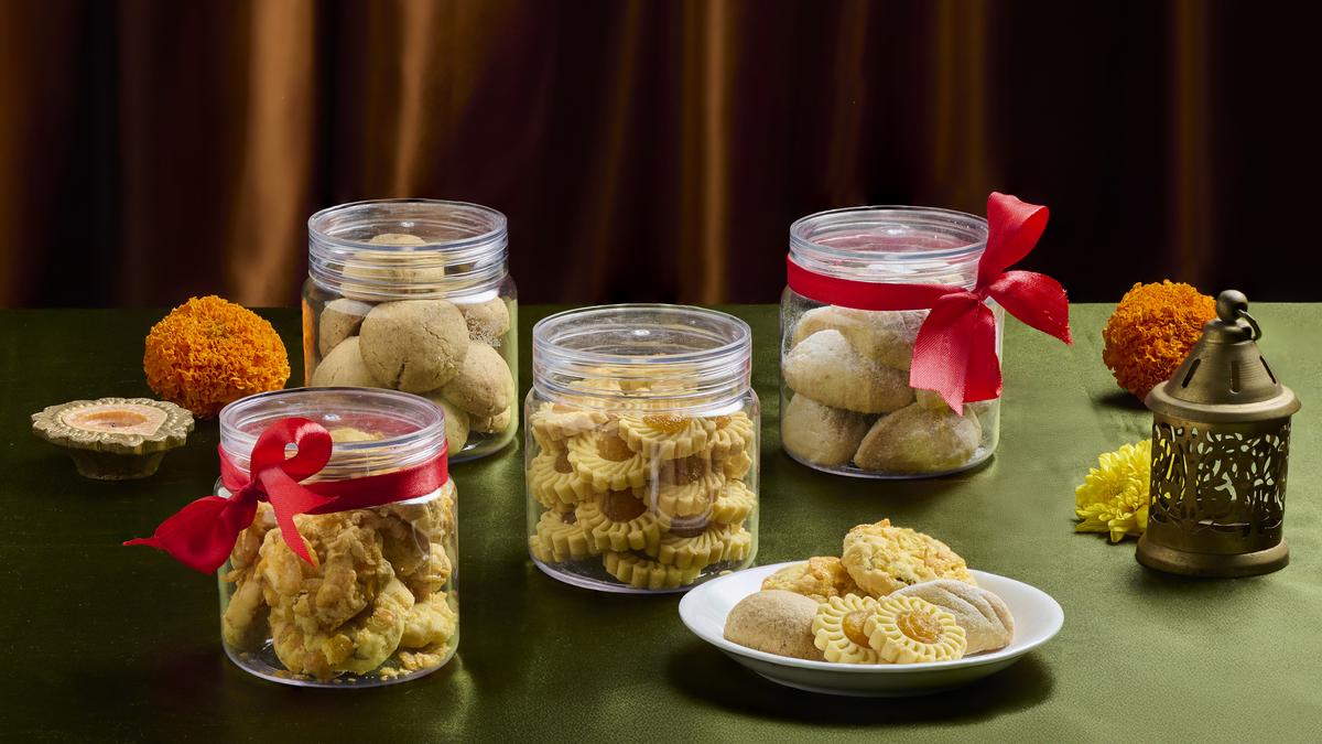 for-deepavali,-select-from-ice-cream-with-kaju-katli,-pull-apart-cookies-and-extra