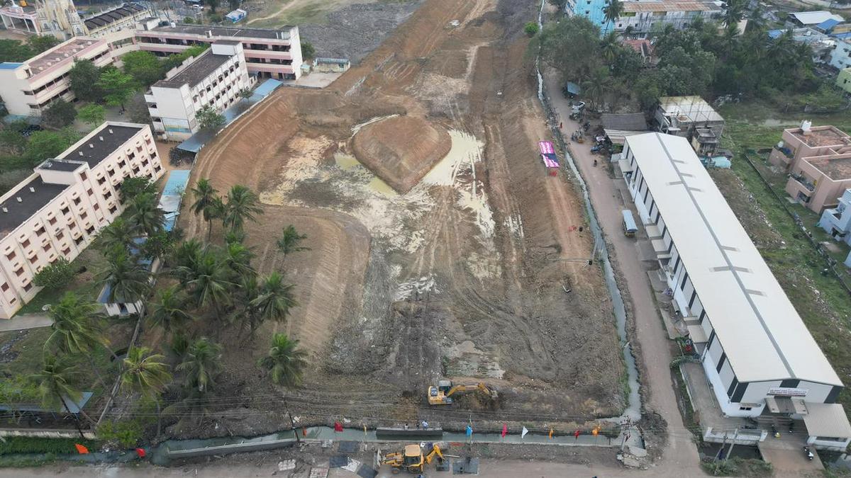 activists-threaten-protest-searching-for-revival-of-inlet-channel-to-pikajiyappa-lake-in-pattukotai