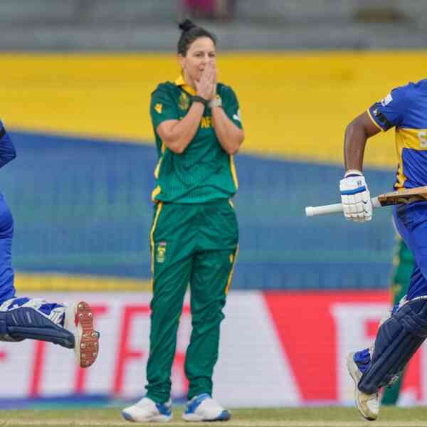 womens-cricket-world-cup:-sri-lanka-wins-toss-and-bats-in-opposition-to-south-africa