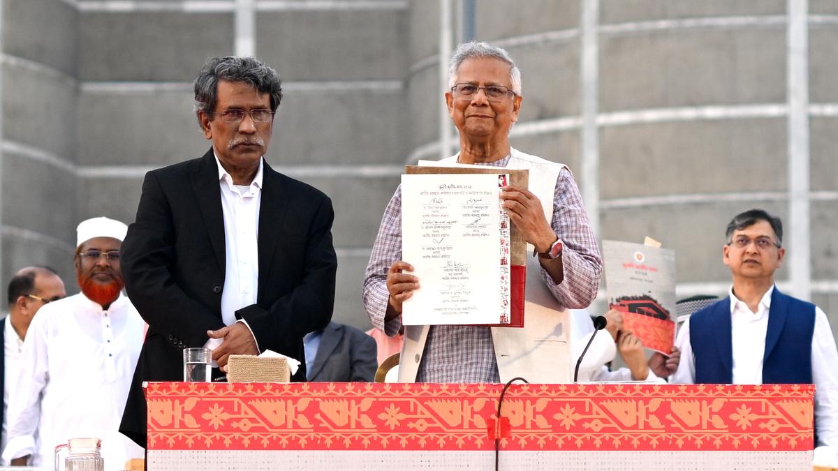 yunus-pronounces-‘beginning-of-latest-bangladesh’-with-signing-of-july-charter