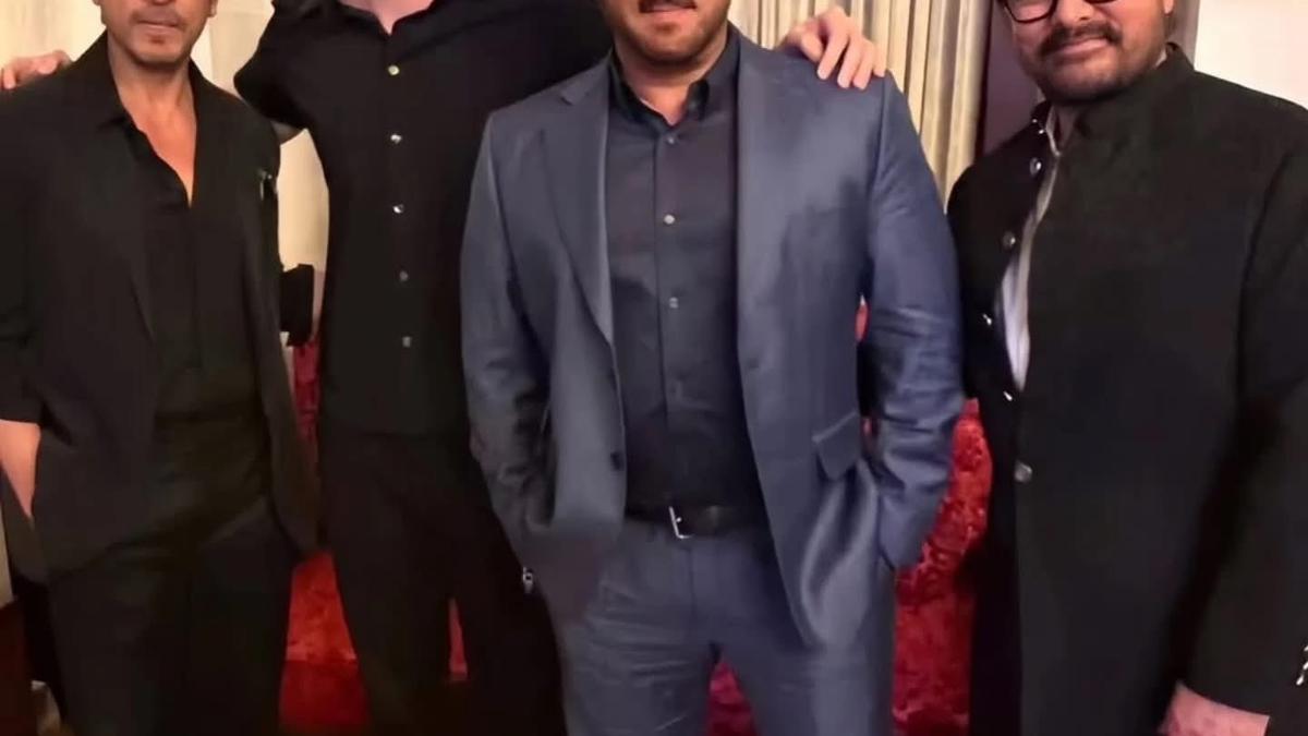 shah-rukh-khan,-salman-khan,-aamir-khan-share-stage-in-riyadh;-trace-at-doable-movie-collectively