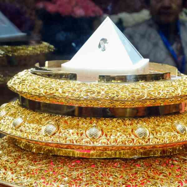 exposition-of-holy-relics-of-buddha-in-russia’s-kalmykia-attracts-over-90,000-devotees