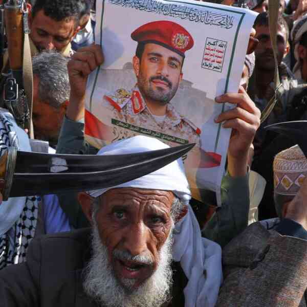 yemen’s-houthi-rebels-detain-20-un-workers,-confiscate-gear