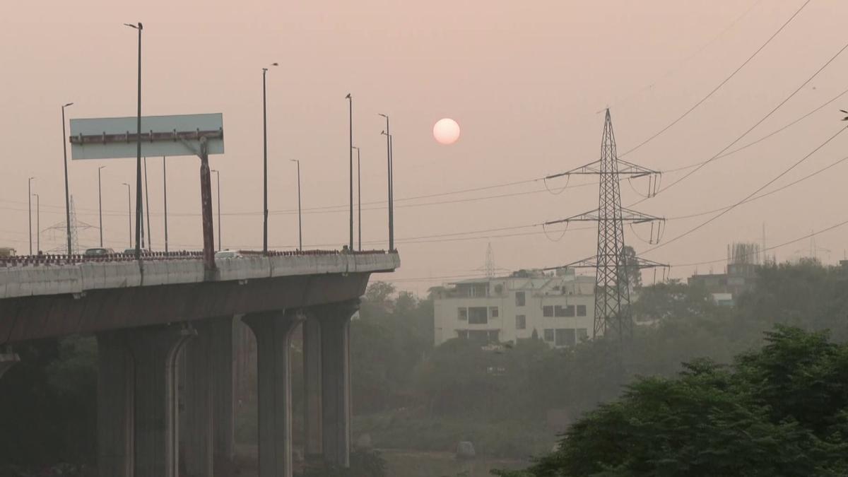 grap-stage-2-curbs-kick-in-as-delhi’s-air-turns-‘very-poor’