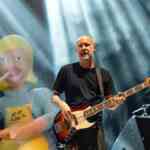 ‘limp-bizkit’-bassist-sam-rivers-dies-at-48