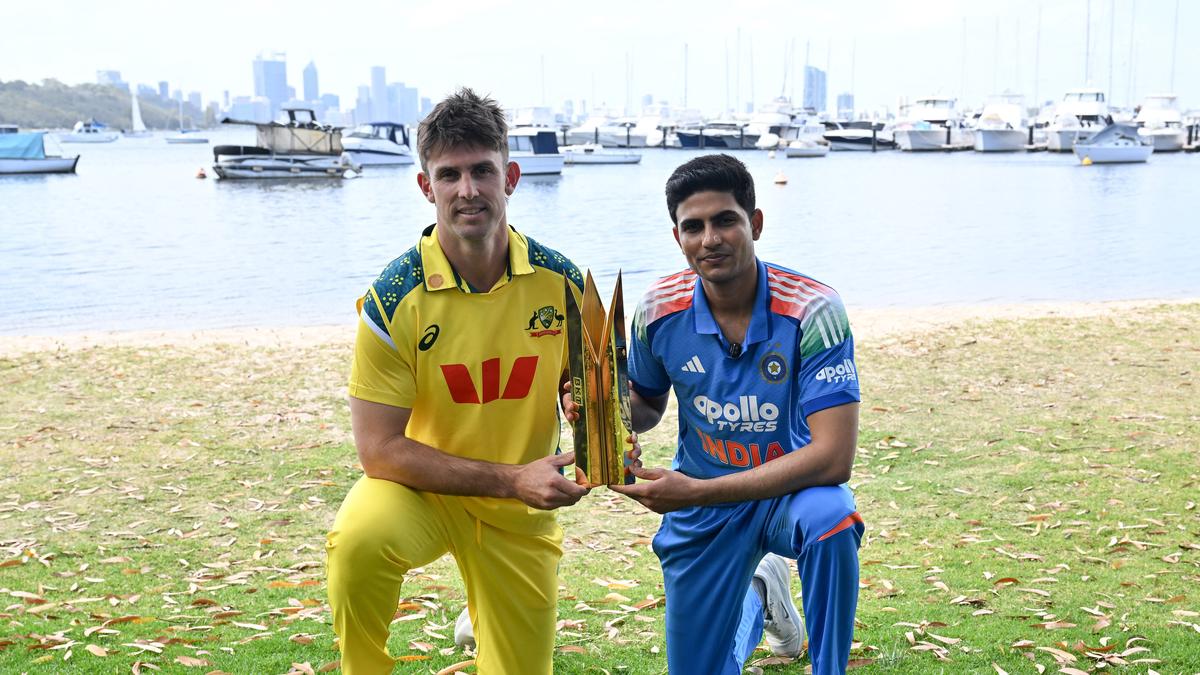 aus-vs-ind-first-odi:-virat-kohli-and-rohit-sharma-in-focus-as-shubman-gill-steps-in-as-full-time-skipper