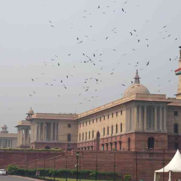 delhi’s-air-high-quality-plummets-on-deepavali-afternoon