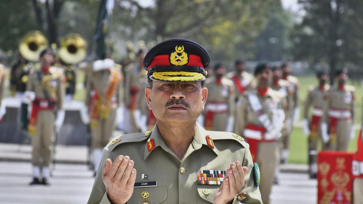 pakistan-army-chief-asim-munir-warns-india-of-decisive-response-to-any-provocation