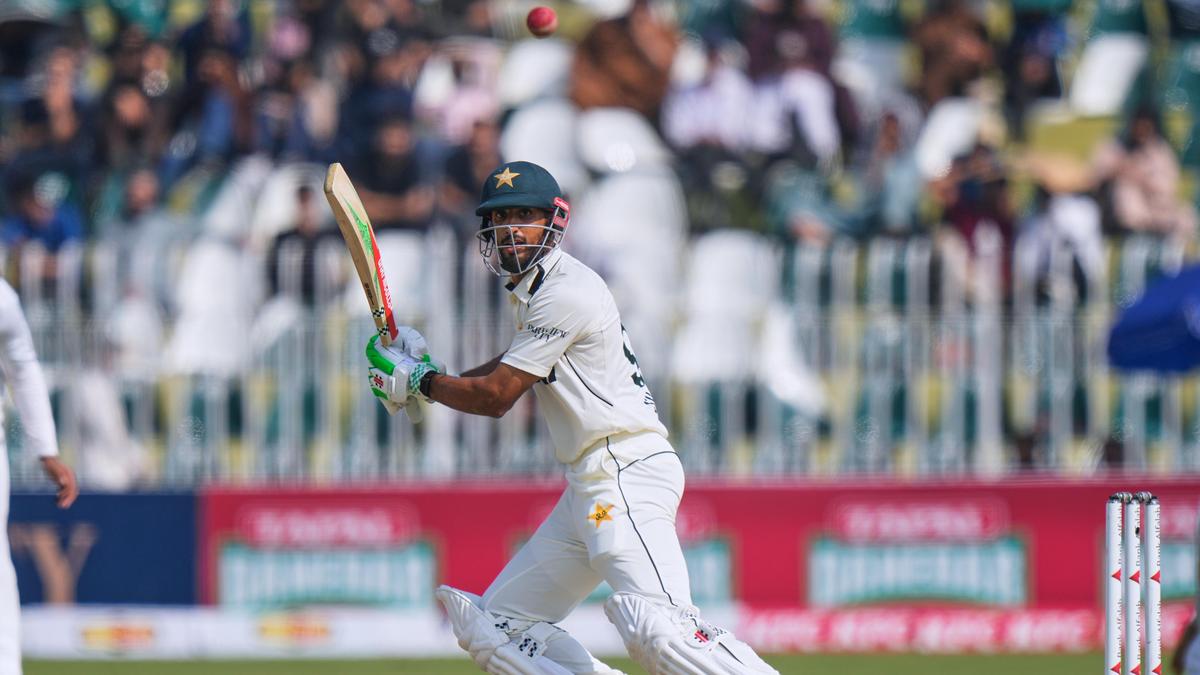 pak-vs-sa-second-test:-shan-masood-leads-from-the-entrance-as-pakistan-make-south-africa-pay