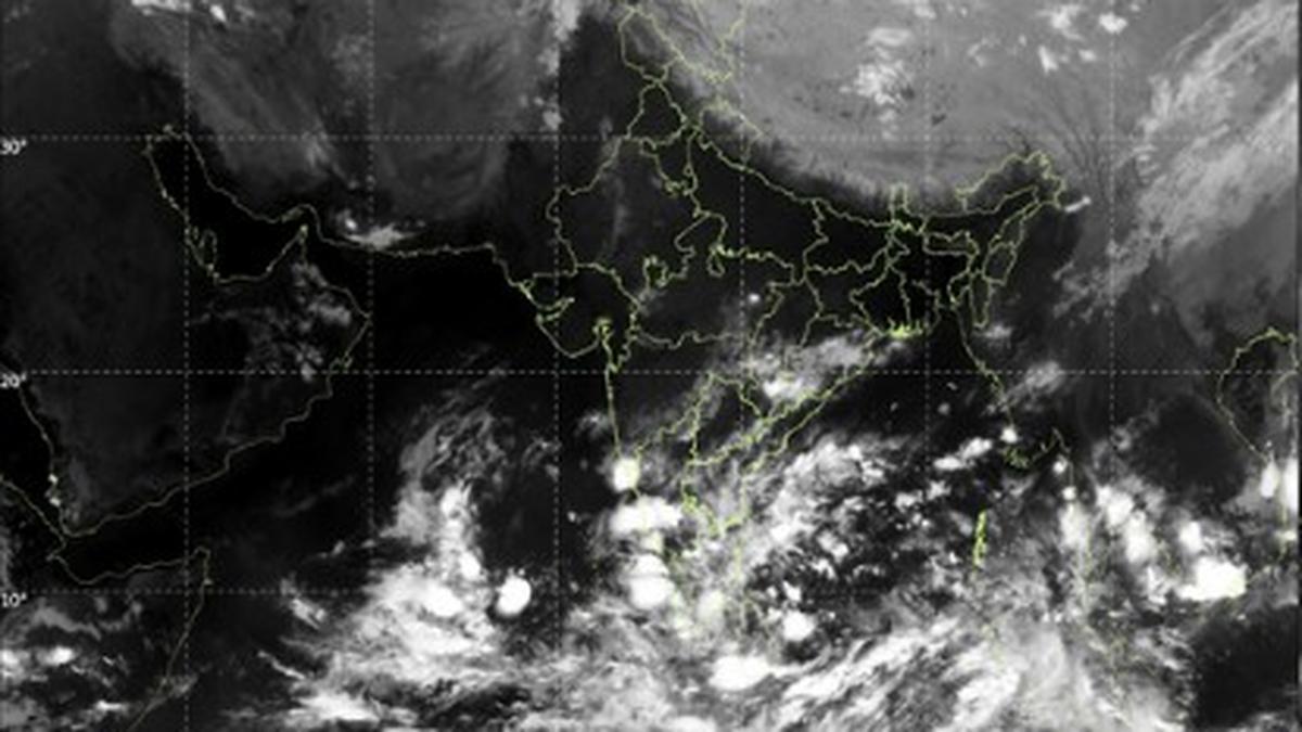 low-stress-brewing-over-bay-of-bengal,-odisha-to-obtain-rainfall-for-subsequent-three-days:-imd