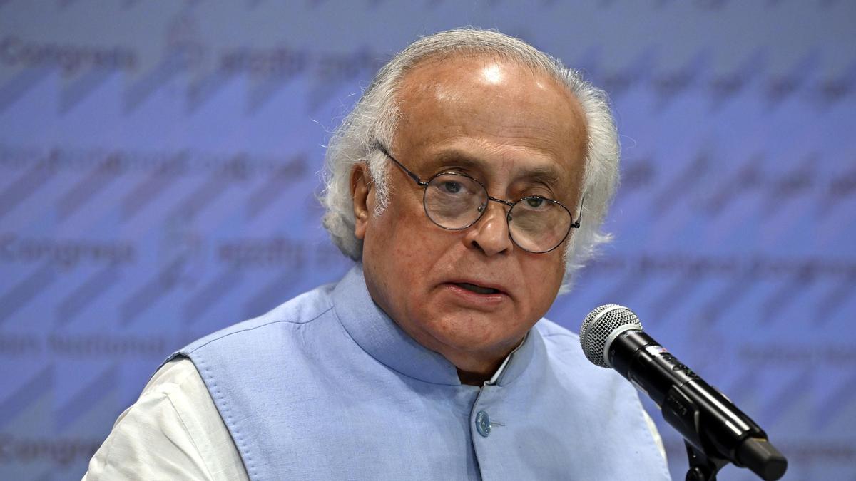 while-modi-conceals,-trump-reveals:-congress-after-us.-president-repeats-russian-oil-claims