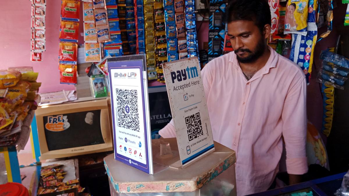upi-leads-in-funds-quantity,-rtgs-in-worth;-debit-card-transactions-decline:-rbi-report