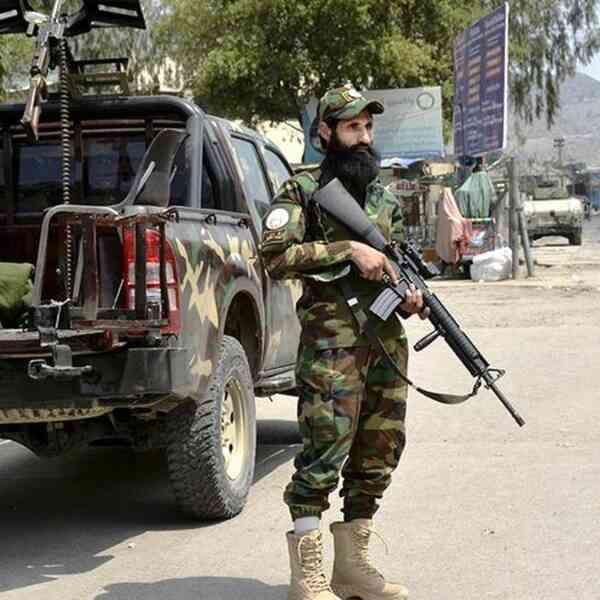 pakistan-resumes-afghan-transit-commerce-after-10-day-suspension:-report
