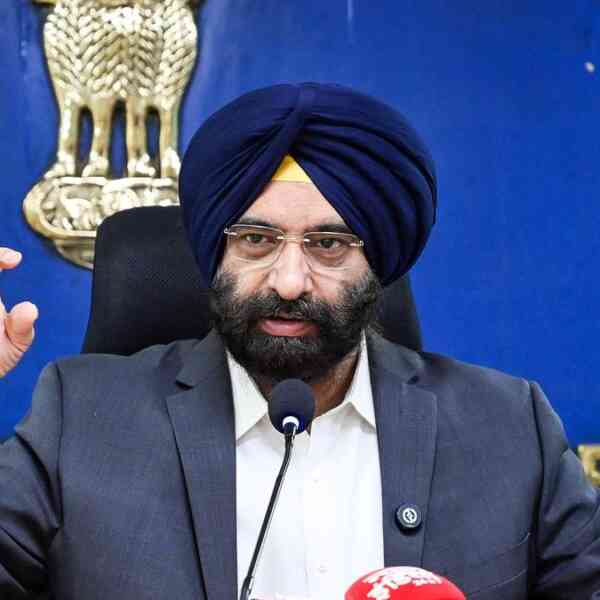 cloud-seeding-plan-takes-off-in-delhiwith-a-trial-flight