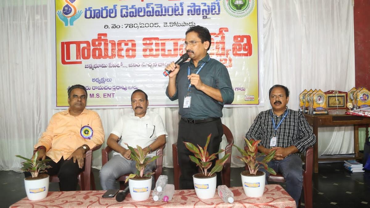 60 students presented 'Grameena Vidya Jyothi 2025' awards - The Hindu