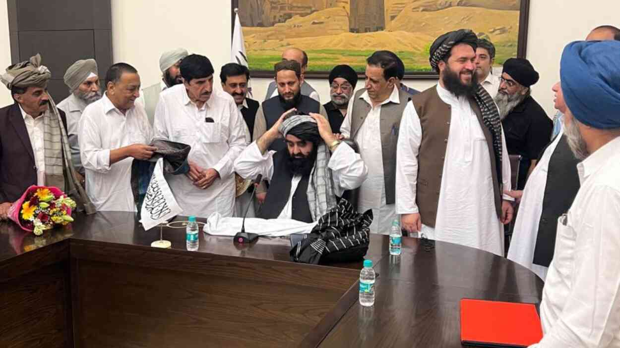 Afghan Sikhs, Hindus Meet Taliban Foreign Minister, Push For ...