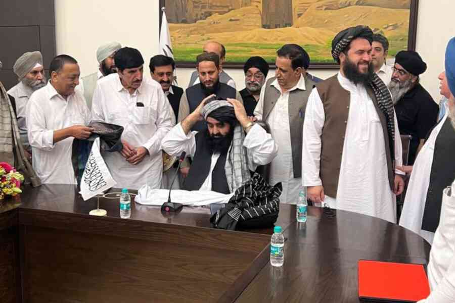 Afghan Sikhs, Hindus Meet Taliban Foreign Minister, Push For ...