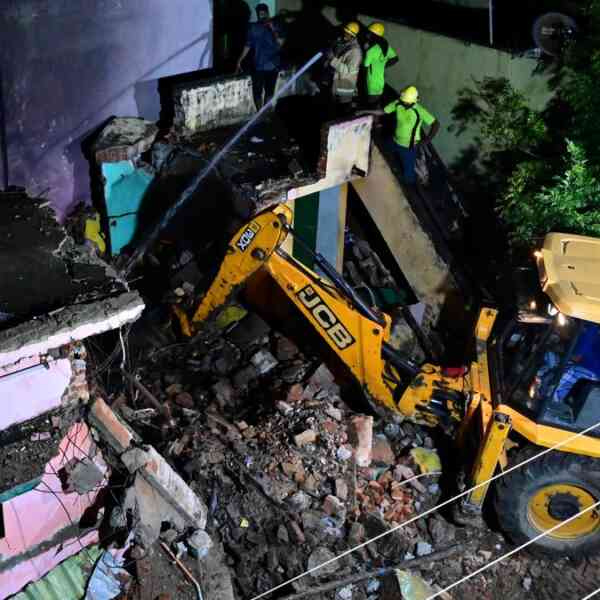 Four killed in a blast at a house in Avadi where country-made ...