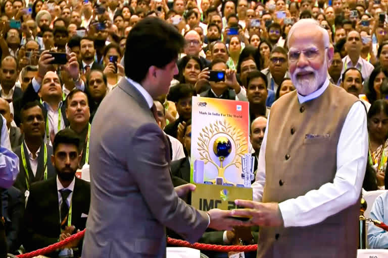 Internet Cheaper Than Tea': PM Modi Showcases India's Digital Leap ...