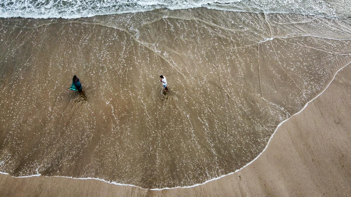 Three drown in sea in Sindhudurg district of Maharashtra; four ...