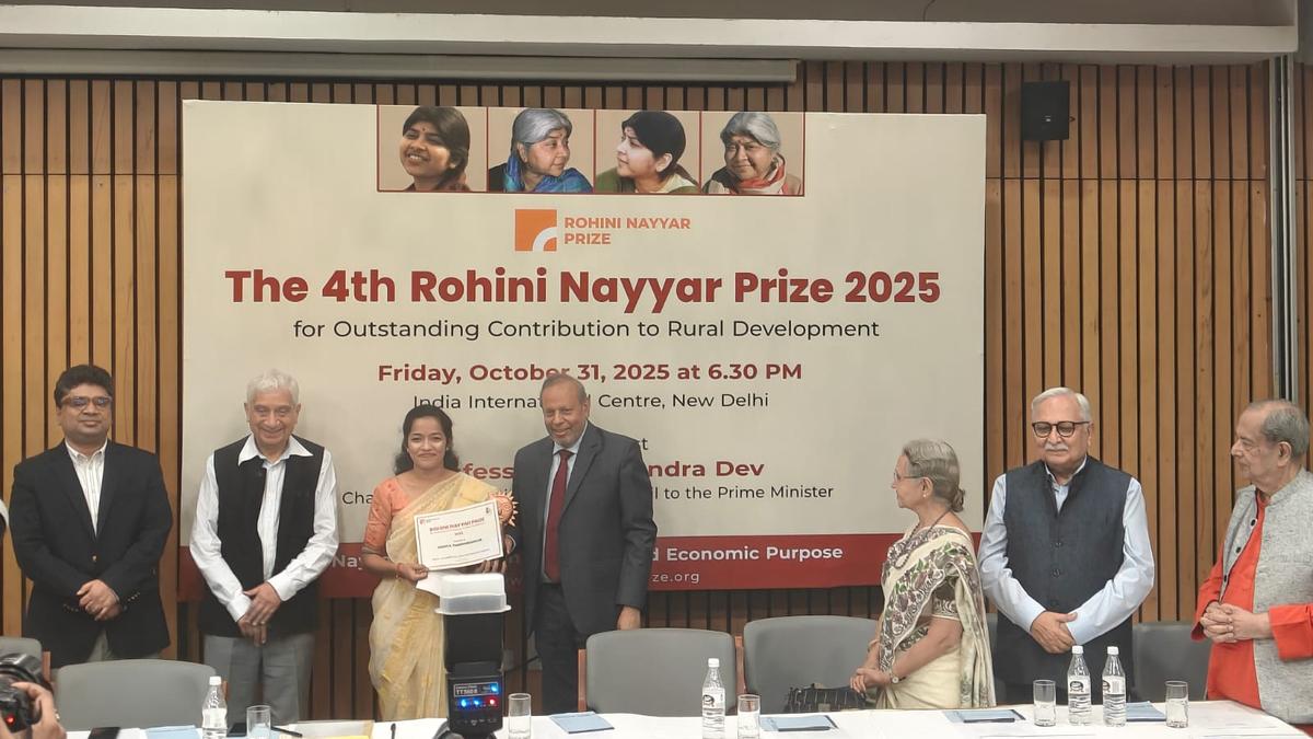 food-technologist-vidhya-parshuramkar,-24,-wins-4th-rohini-nayyar-prize