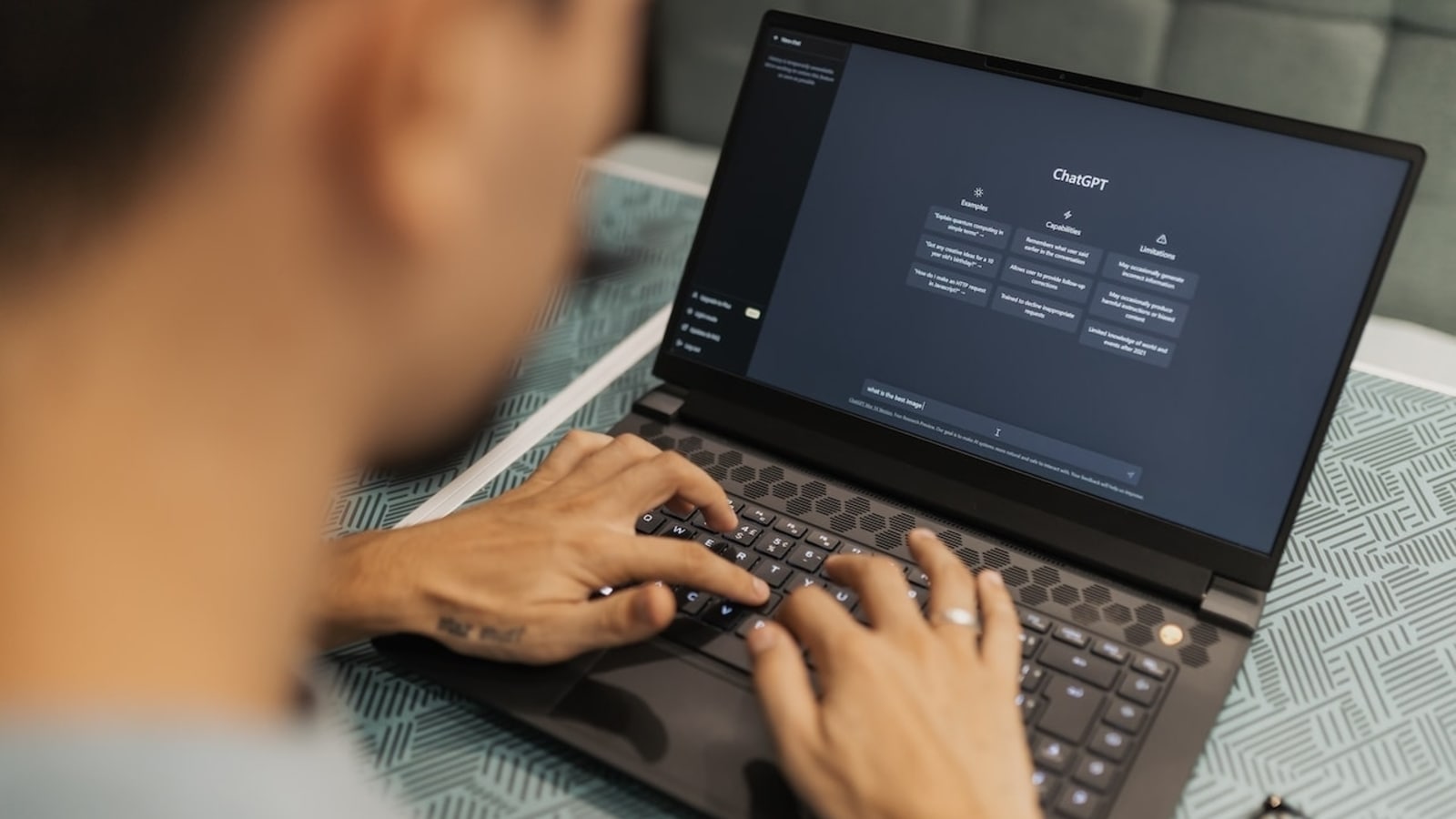 ex-meta-and-tiktok-worker-secured-job-at-paypal-after-constructing-an-ai-profession-assistant-in-two-hours