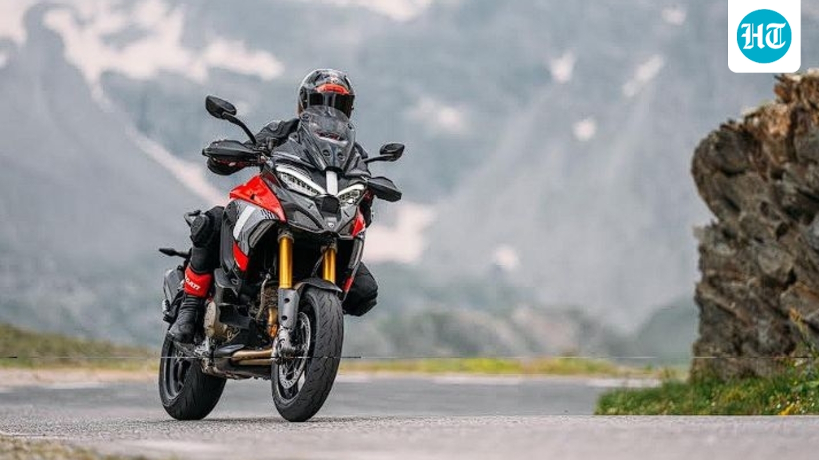 2025-ducati-multistrada-v4-pikes-peak:-what-makes-ducatis-sportiest-journey-bike-particular