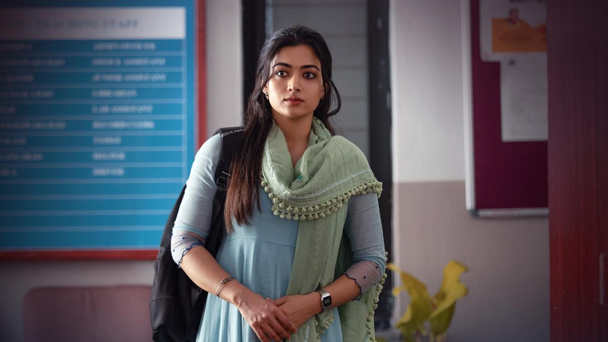 the-girlfriend-film-evaluate:-rashmika-shines-in-rahul-ravindrans-courageous-tackle-stifling-relationships