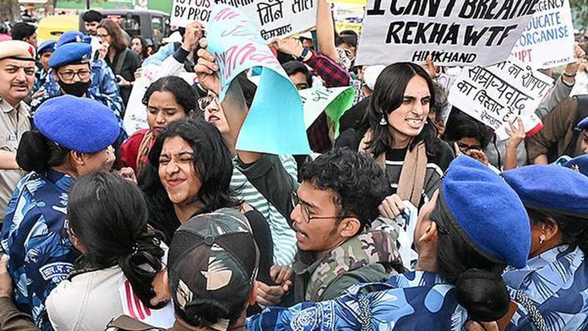 congress-slams-authorities-over-detention-of-protesters-demanding-clear-air