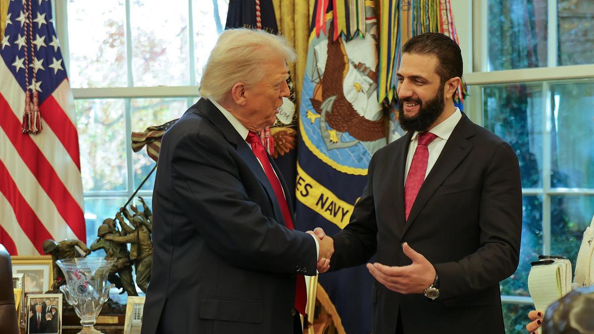 trump-hosts-syria’s-al-sharaa-for-first-of-its-kind-assembly-at-white-house