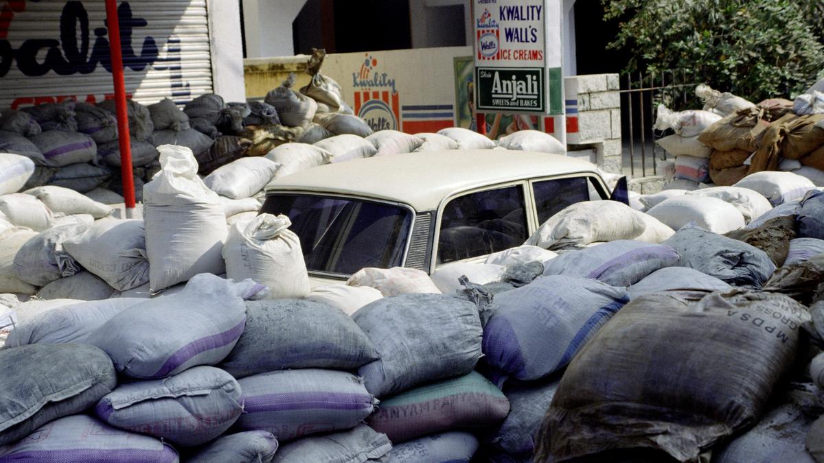 when-a-automobile-bomb-was-dismantled-after-4-tense-days-in-tamil-nadu