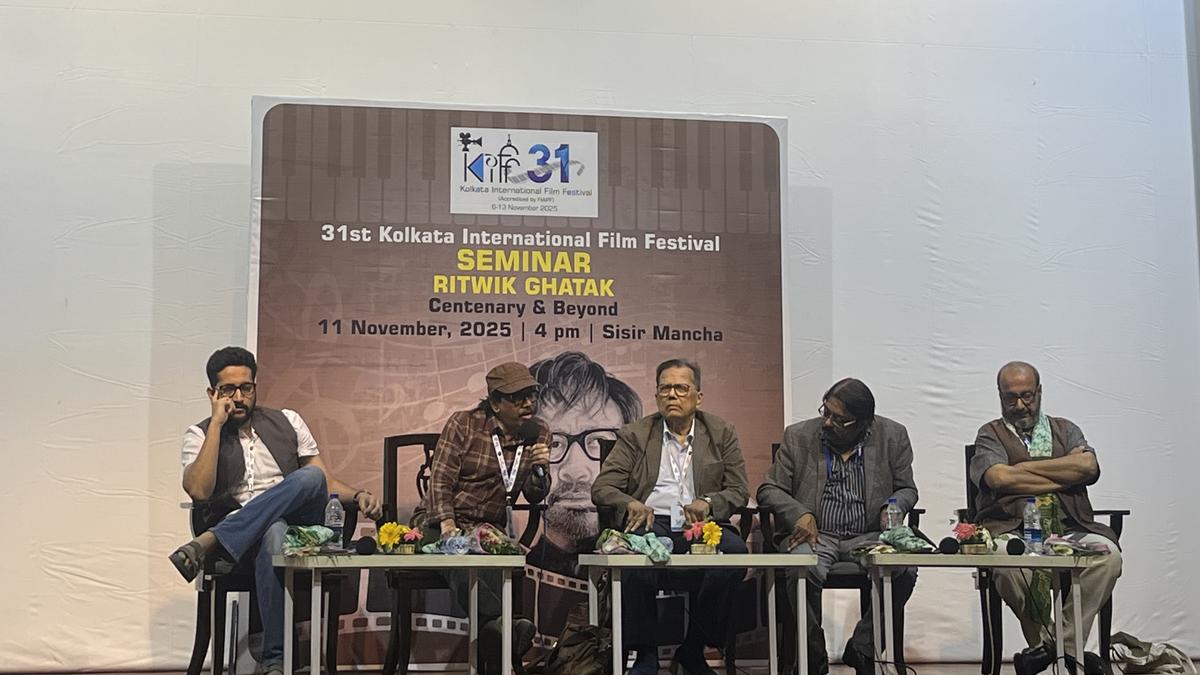 kiff-centenary-tributes:-bengals-movie-fraternity-hails-ritwik-ghatak-as-voice-of-partition,-pioneer-of-other-cinema