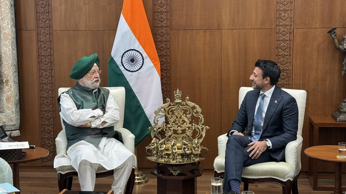 petroleum-minister-hardeep-puri-meets-canadian-trade-minister-to-debate-hydrocarbons-commerce