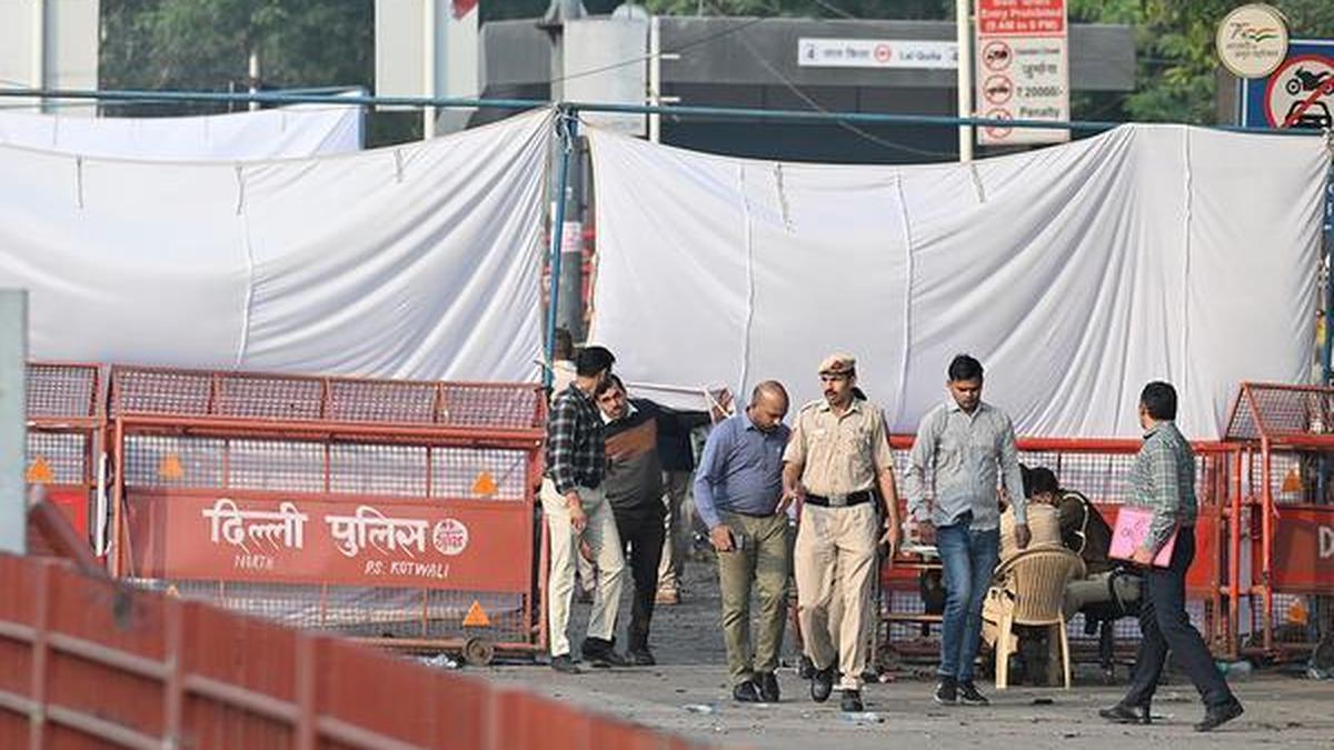 delhi-blast-live-updates:-dna-check-confirms-pulwama-physician-was-driving-automotive-that-exploded-close-to-red-fort
