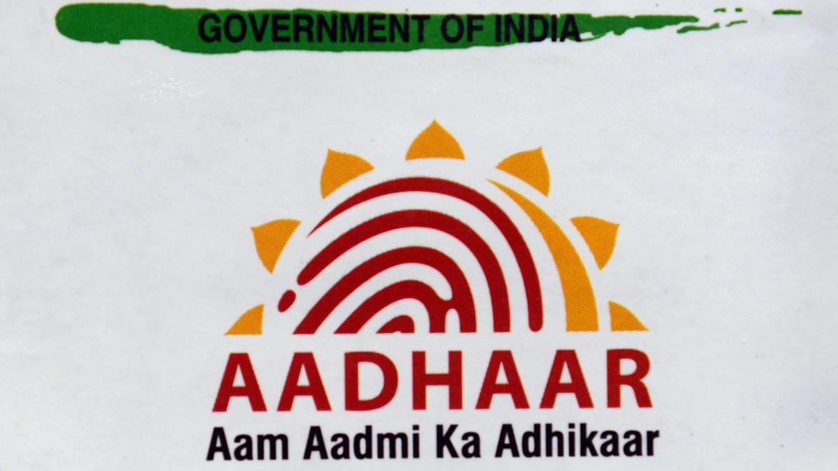 34-lakh-aadhaar-card-holders-recognized-as-deceased-in-west-bengal,-uidai-informs-eci