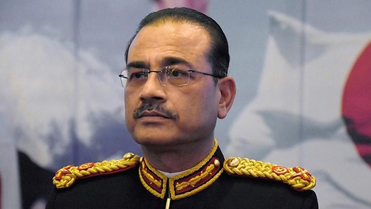 pakistan-grants-lifetime-immunity-to-president,-present-army-chief