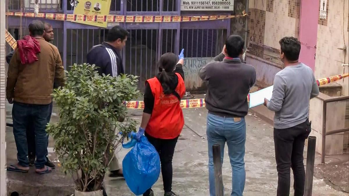 two-extra-held-for-delhi-blast;-al-falah-university-faces-audit