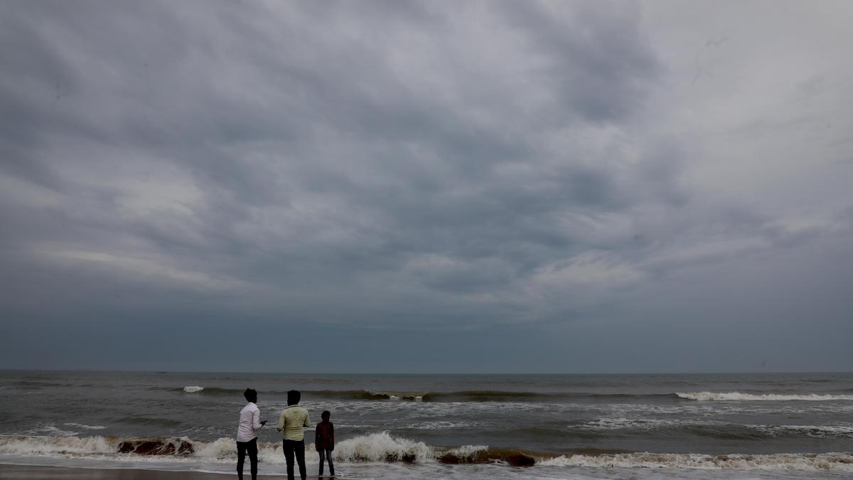 tamil-nadu-to-get-intense-rainfall-as-new-low-strain-space-kinds-off-sri-lankan-coast