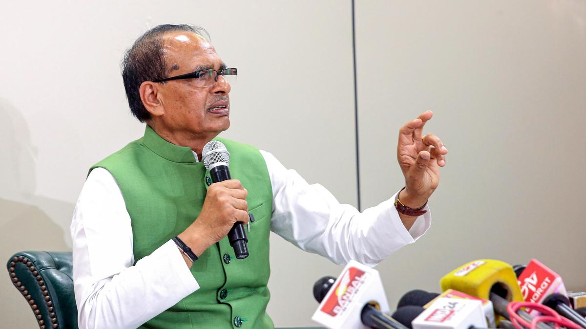 congress-has-grow-to-be-a-burden,-taking-down-allies:-shivraj-singh-chouhan