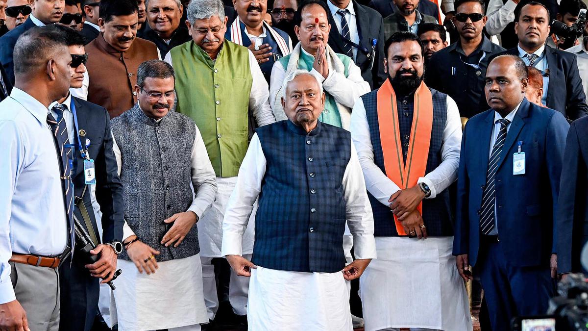 bihar-nda-authorities-swearing-in-live:-nitish-kumar-to-take-oath-as-cm-at-this-time