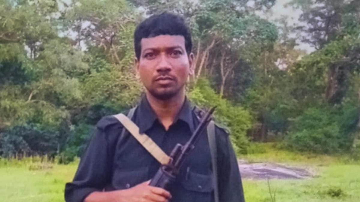 maredumilli-encounter:-families-declare-mortal-stays-of-madvi-hidma,-his-spouse-raje