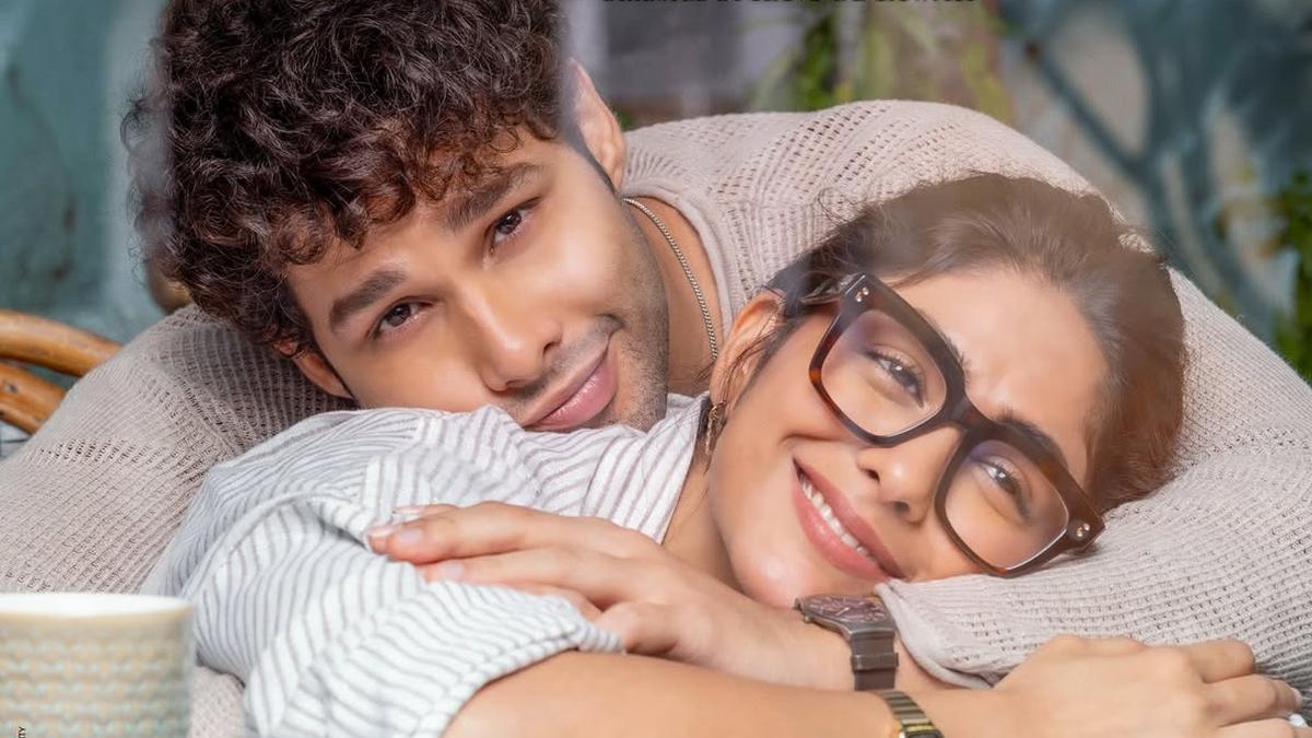 do-deewane-seher-mein:-siddhant-chaturvedi-and-mrunal-thakur-to-star-in-bhansali-backed-romance-drama