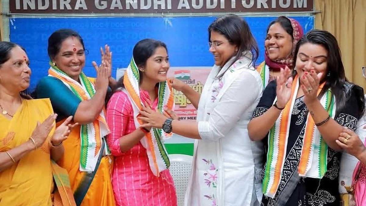 student-leaders-give-a-campus-vibe-for-local-body-elections-in-kerala