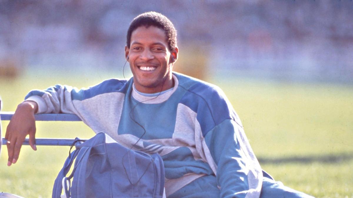 javier-sotomayor-encourages-indian-athletes-to-focus-on-discipline,-mindset