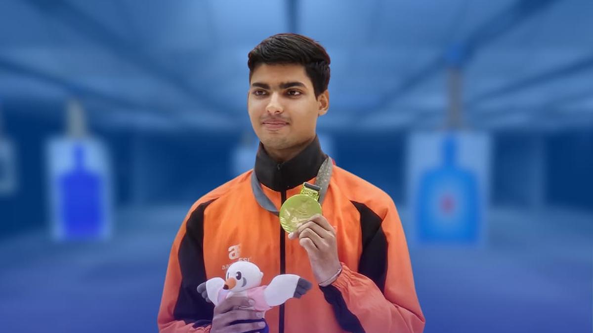 abhinav-deshwal-wins-25m-pistol-gold-at-deaflympics