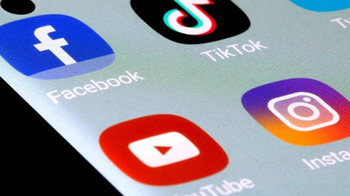 malaysia-says-it-plans-to-ban-social-media-for-under-16s-from-2026