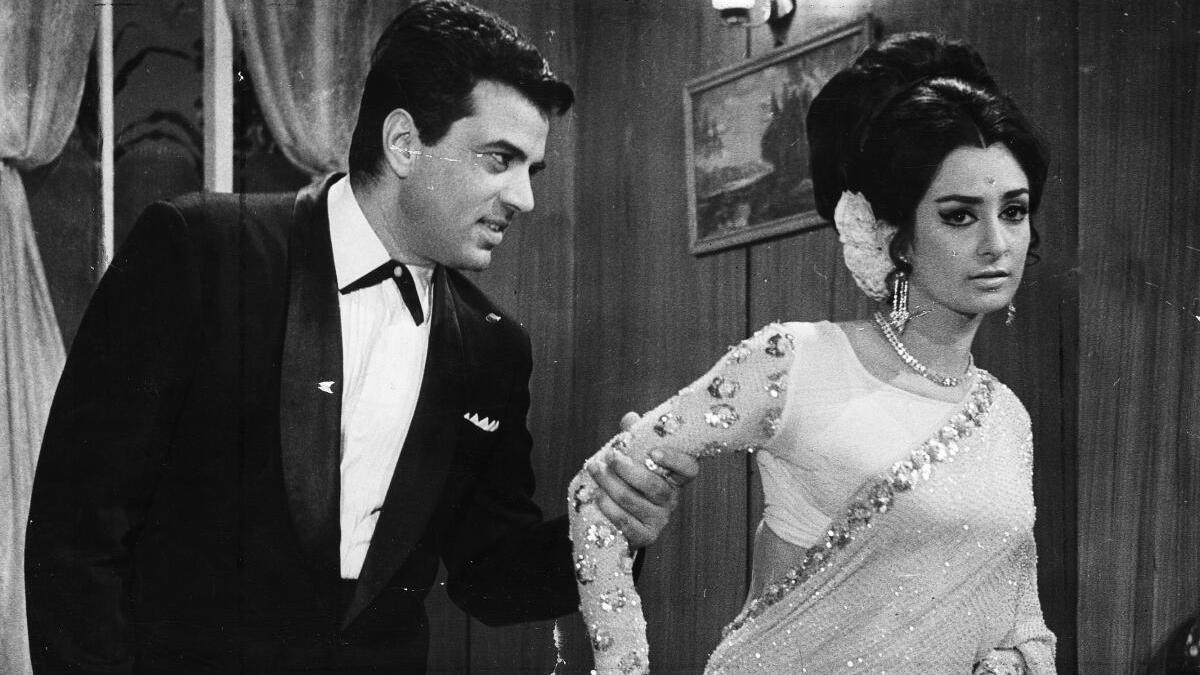 in-pictures:-iconic-moments-from-dharmendra’s-life