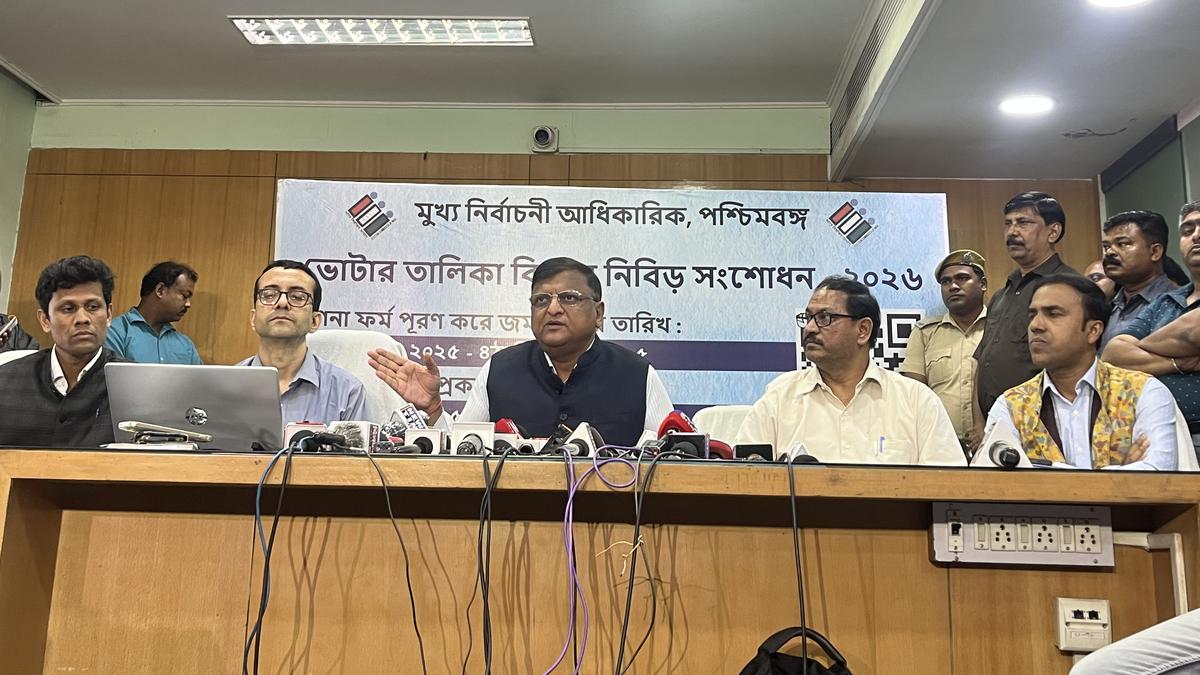 west-bengal-ceo-meets-telecom-service-providers-over-internet-connectivity-issues-among-blos