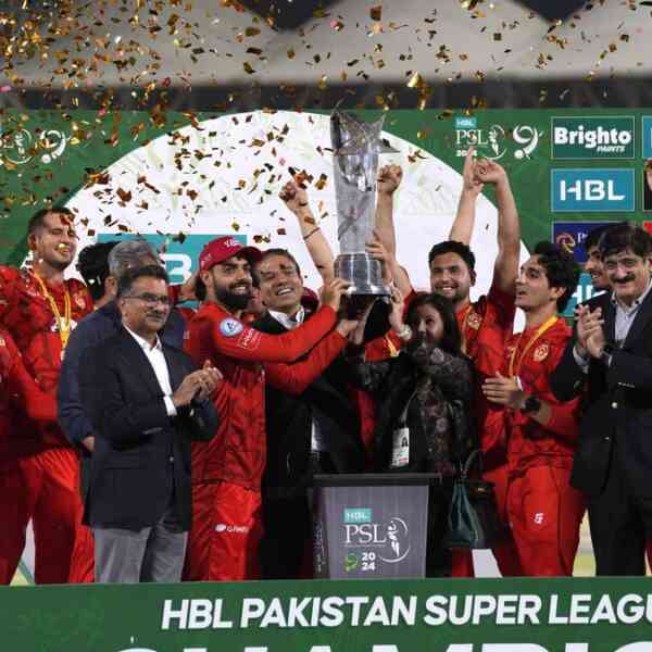 PCB to have financial transactions with PSL franchises in PKR instead of USD